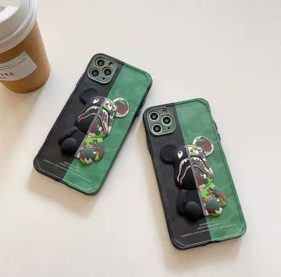 Чохол для iPhone 12 3D Bearbrick Камуфляж Чорно-Зелений