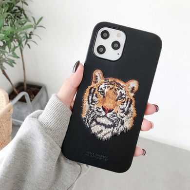 Чехол Santa Barbara Polo с вышивкой "Тигр" для iPhone из кожи